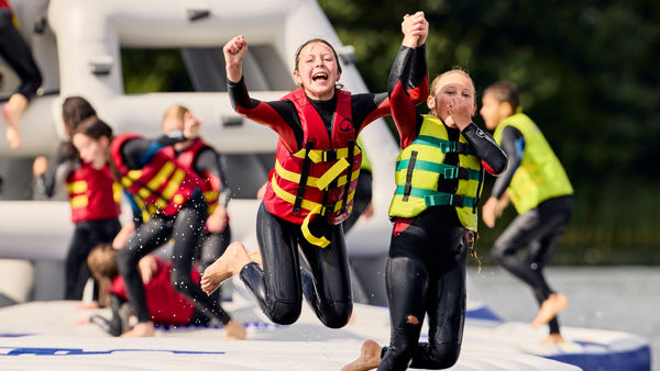 Hatfield Outdoor Activity Centre Aquapark kids running (1)